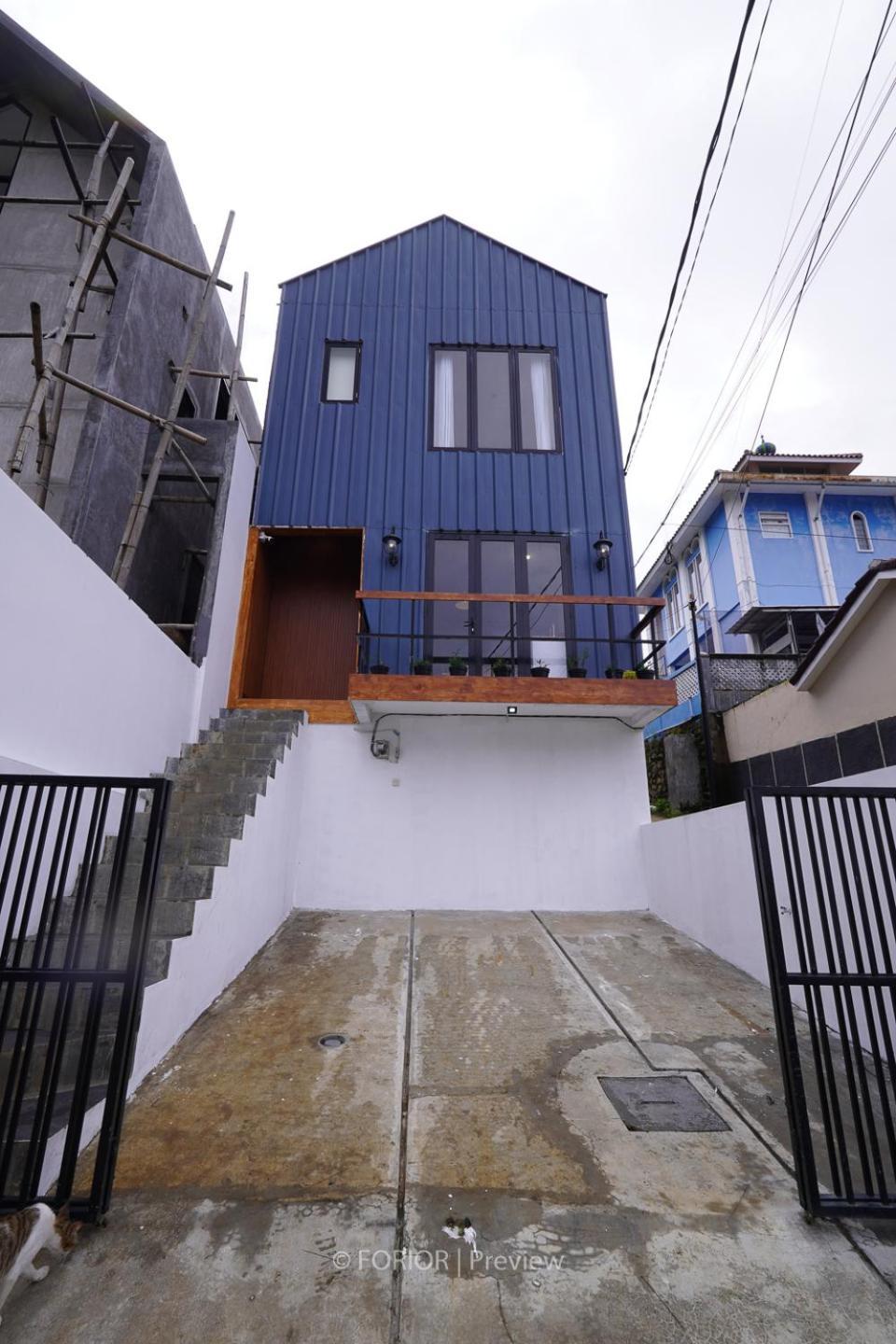 Rumah Biru Rumah liburan
